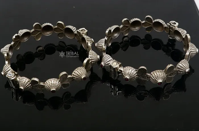 Bracelets TRIBAL ORNAMENTS Vintage trendy style 925 sterling silver handmade unique tribal cultural bangle bracelet kada with red stone work wedding jewelry nba384