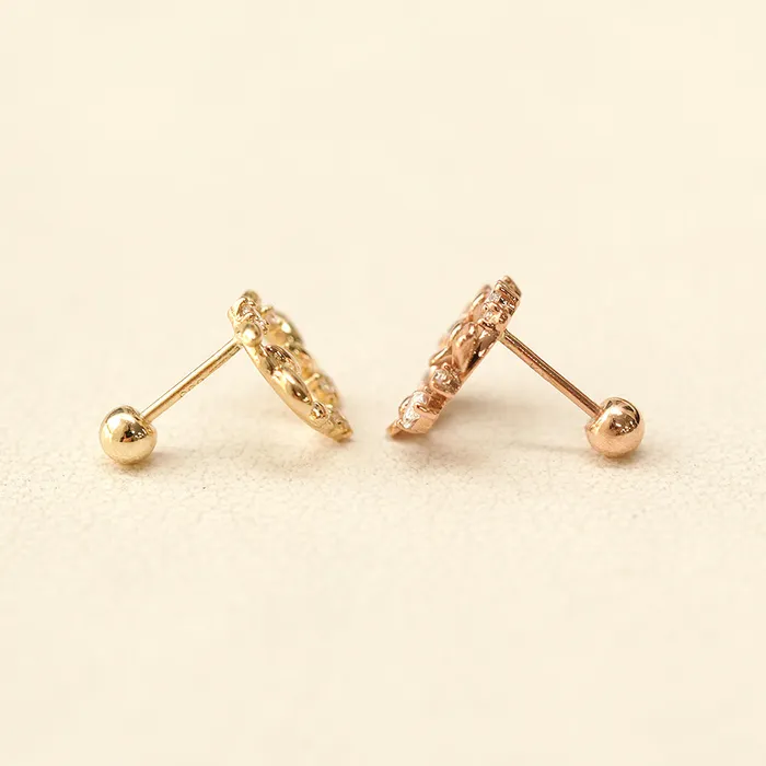 14K Gold Wreath Flower Cartilage Earring 20G18G16G MinimalBijoux Earrings