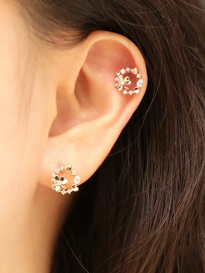 14K Gold Wreath Flower Cartilage Earring 20G18G16G MinimalBijoux Earrings