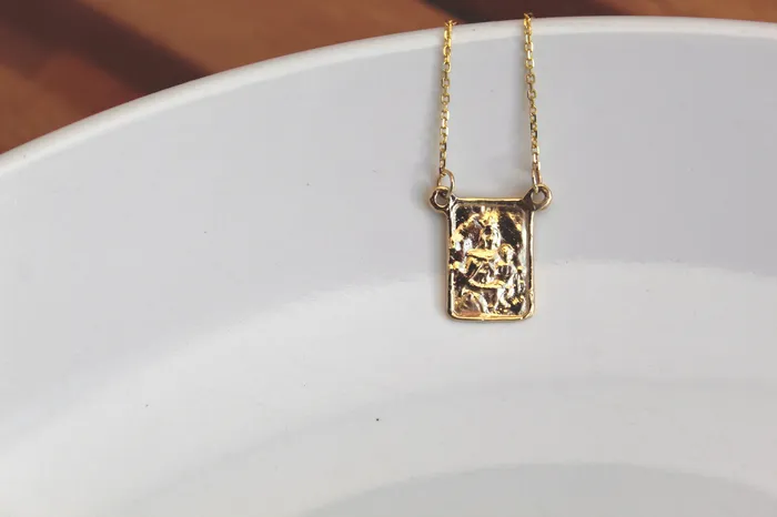 TheLittleCatholic PreStyled Sets 14K Gold Scapular