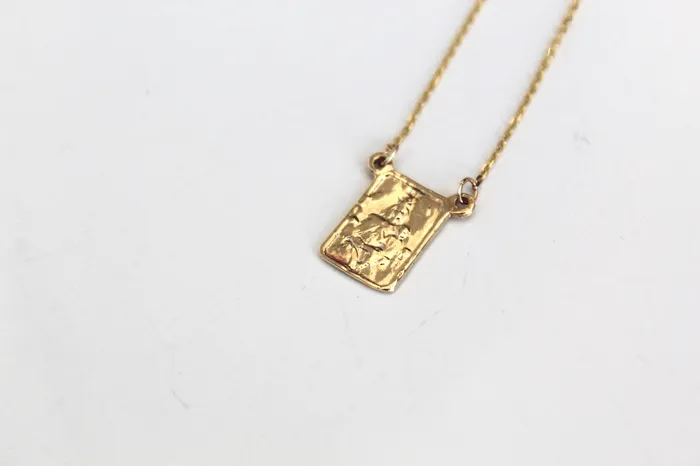TheLittleCatholic PreStyled Sets 14K Gold Scapular