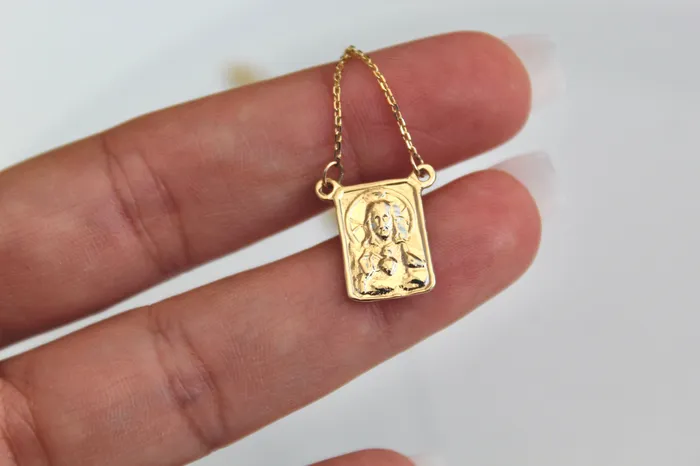 TheLittleCatholic PreStyled Sets 14K Gold Scapular