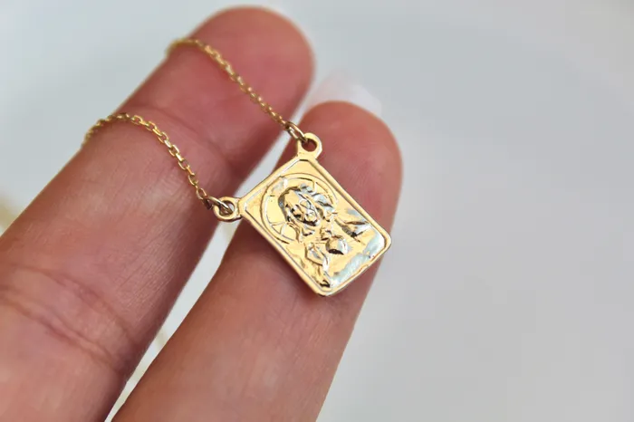 TheLittleCatholic PreStyled Sets 14K Gold Scapular