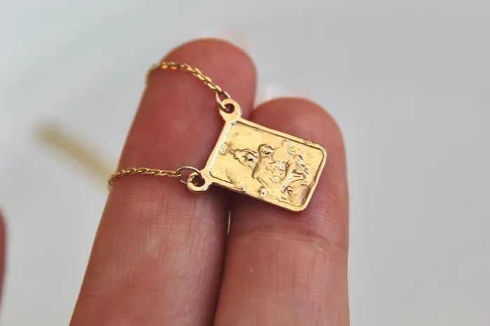 TheLittleCatholic PreStyled Sets 14K Gold Scapular