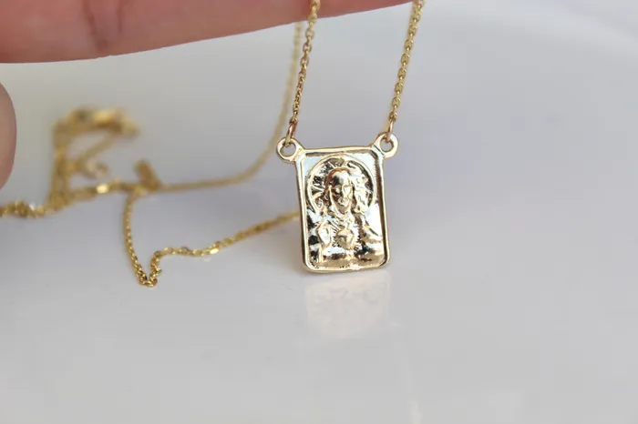 TheLittleCatholic PreStyled Sets 14K Gold Scapular