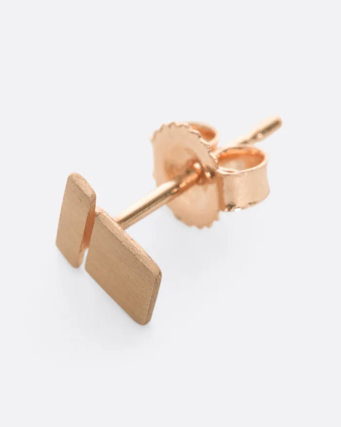 Earrings LORI LEVEN Rose Gold Square on a Bar Stud