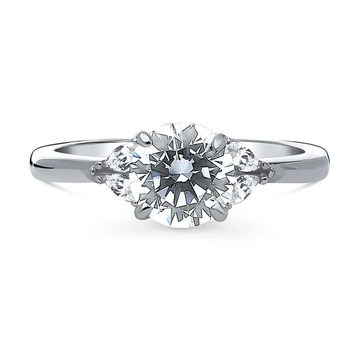 BERRICLE Rings Solitaire 125ct CZ Ring in Sterling Silver