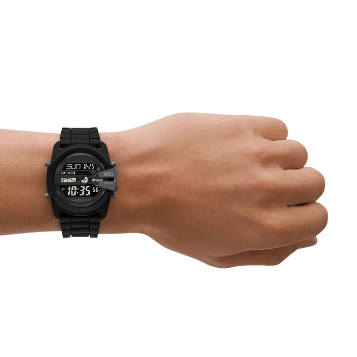 Bracelets Diesel Diesel Master Chief Gents Digital Black Dial Black Silicon Bracelet Watch Bracelets Diesel Diesel Master Chief Gents Digital Black Dial Black Silicon Bracelet Watch