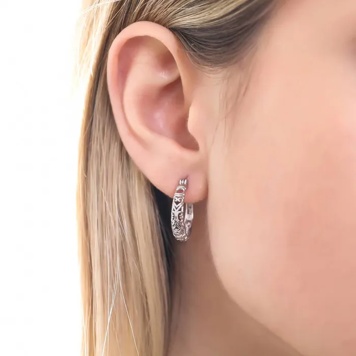 Earrings BERRICLE Filigree Medium Hoop Earrings in Sterling Silver 075