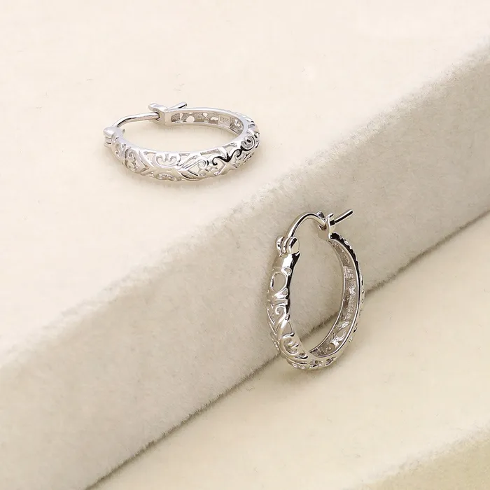 Earrings BERRICLE Filigree Medium Hoop Earrings in Sterling Silver 075
