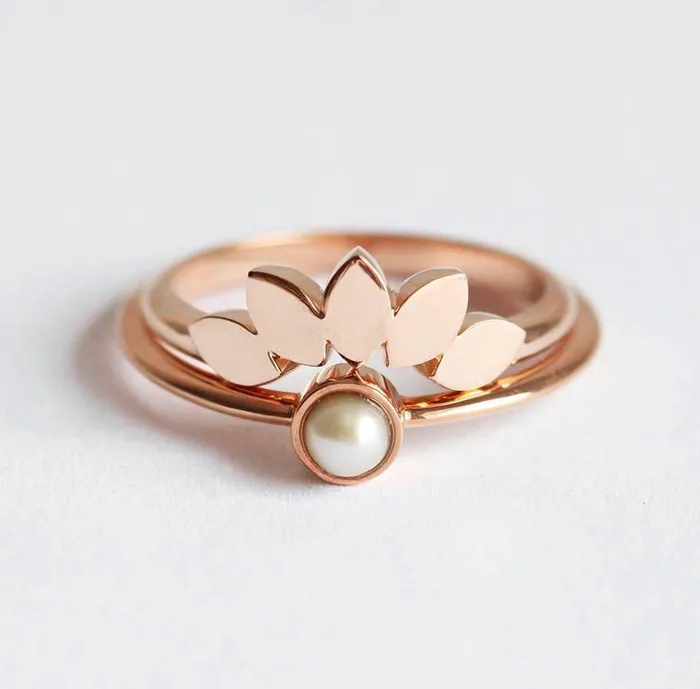 Leaf Ring Wedding Band Capucinne Rings