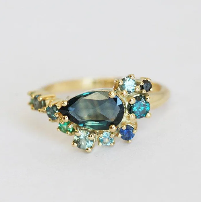 Rings capucinne Freyja Pear Sapphire Topaz Emerald Diamond Cluster Ring