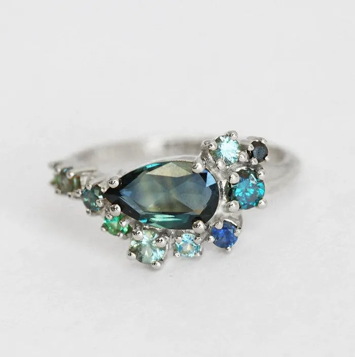 Rings capucinne Freyja Pear Sapphire Topaz Emerald Diamond Cluster Ring