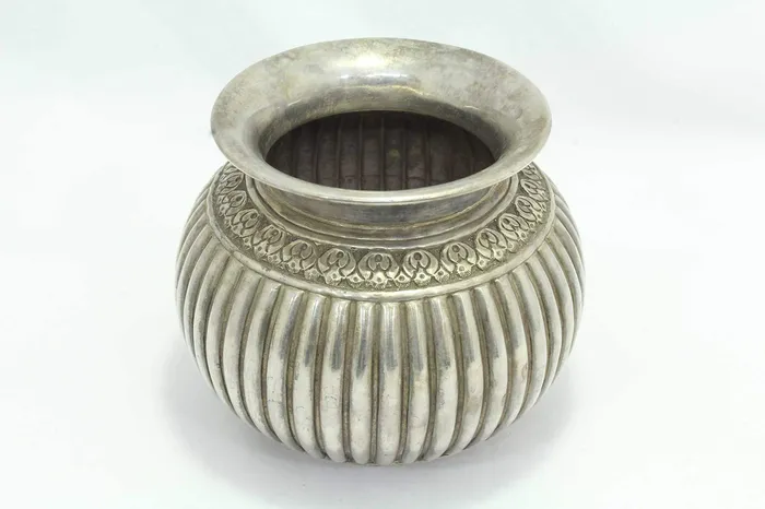 Rings Dropshipped via Social Commerce Network PH Artistic Handcrafted 925 Sterling Silver Urn Pot Engraved Design Home Decorative