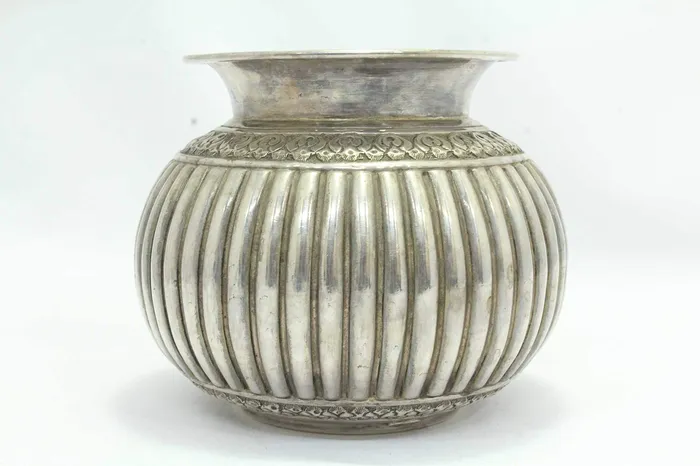 Rings Dropshipped via Social Commerce Network PH Artistic Handcrafted 925 Sterling Silver Urn Pot Engraved Design Home Decorative