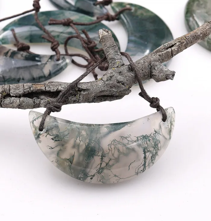 2 Hole Pendant Natural Green Moss Agate Crescent Half Moon Pendant Gemstone Focal Bead A6 Intrinsic Trading Necklaces