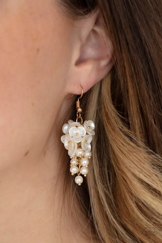 All Eyes On U Jewelry Paparazzi Accessories Earrings Bountiful Bouquets Gold Paparazzi Earrings