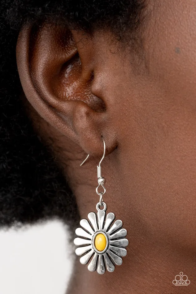 All Eyes On U Jewelry Paparazzi Accessories Earrings Delectably Daisy Yellow Paparazzi Earrings