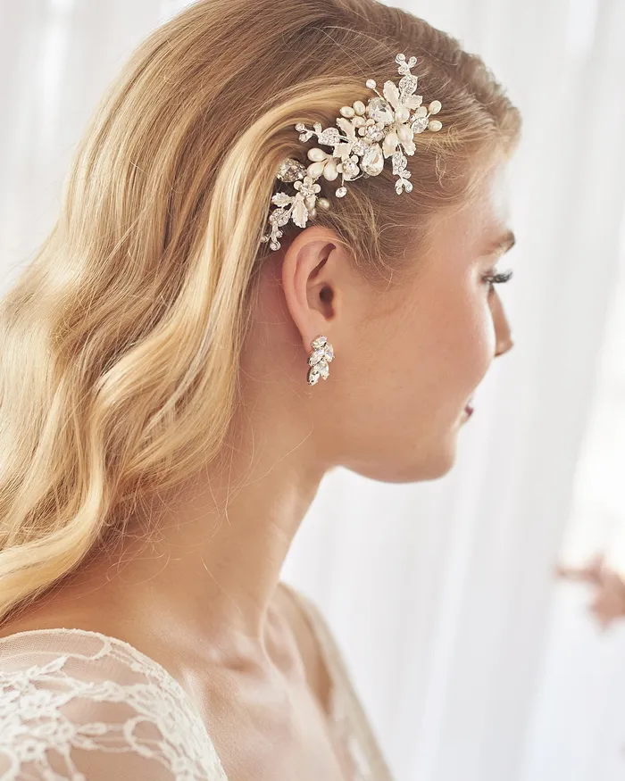 Earrings Dareth Colburn Audra Pearl Comb