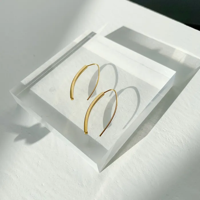Earrings Refined by AnnaKaci Gold Simplistic Curved Retro Earrings