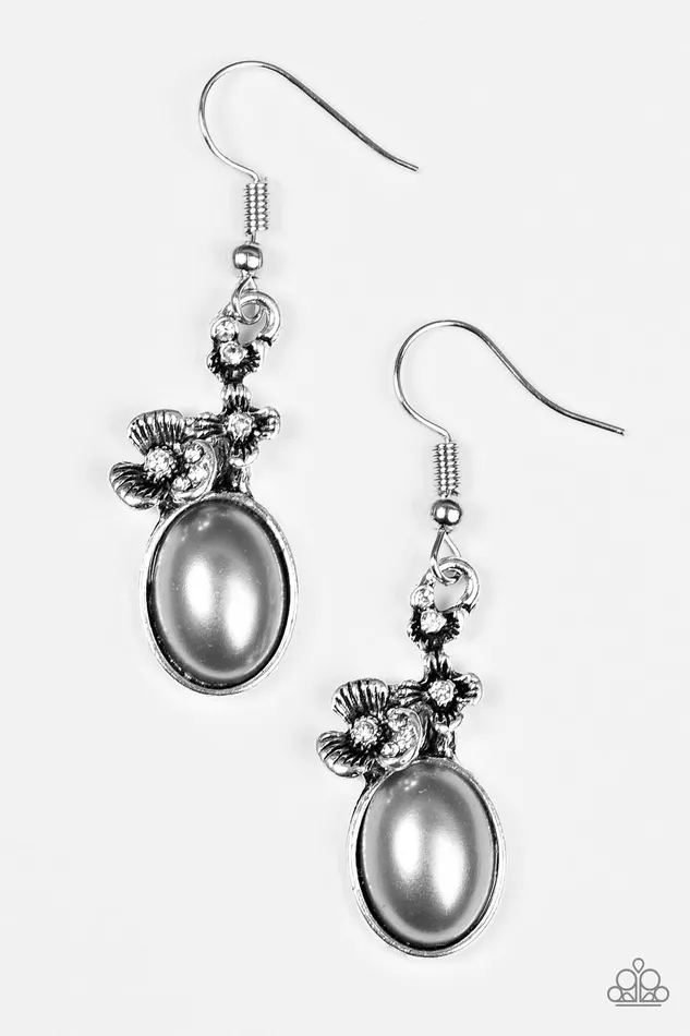 Floral Finery Silver Paparazzi Earrings All Eyes On U Jewelry Paparazzi Accessories Earrings