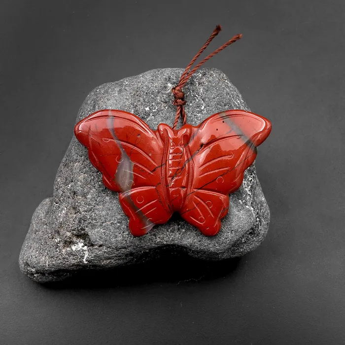 Intrinsic Trading Necklaces Hand Carved Natural Red Jasper Butterfly Pendant Gemstone Focal Bead