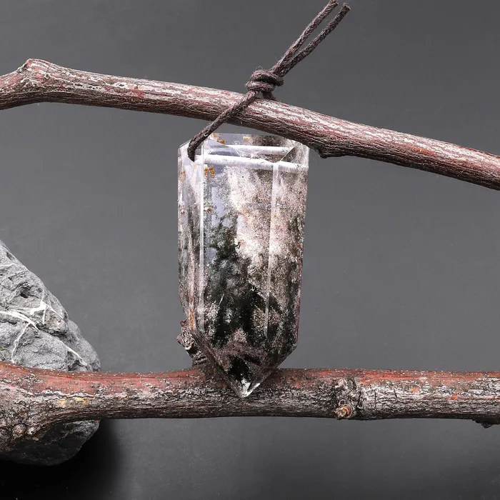 Intrinsic Trading Necklaces Natural Phantom Lodalite Quartz Pendant Point Gemstone Crystal