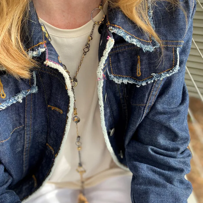 Necklaces Q Evon Black and Gold Avalon Wrap Necklace