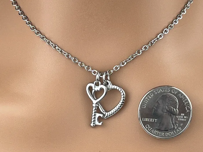Necklaces Rope Heart and Key Captive Collars