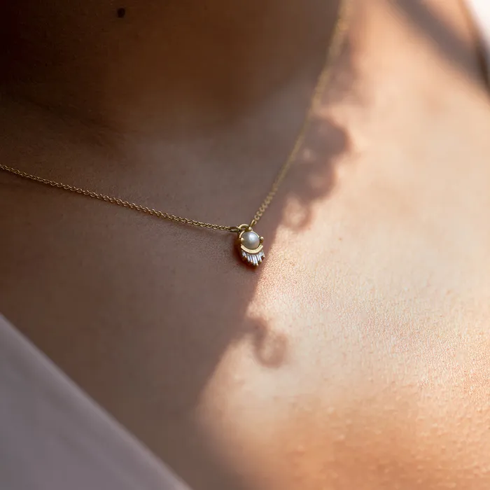 Pearl and Diamond Necklace in Solid Gold ARTEMER Necklaces