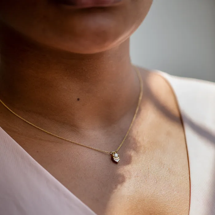 Pearl and Diamond Necklace in Solid Gold ARTEMER Necklaces