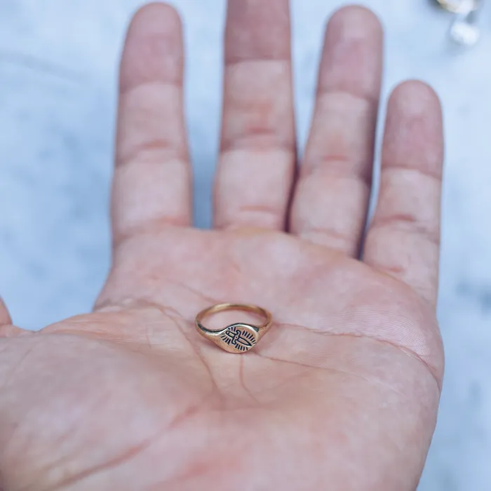 Rings JewelryLab KILL ME SOFTLY RING XS BRASS