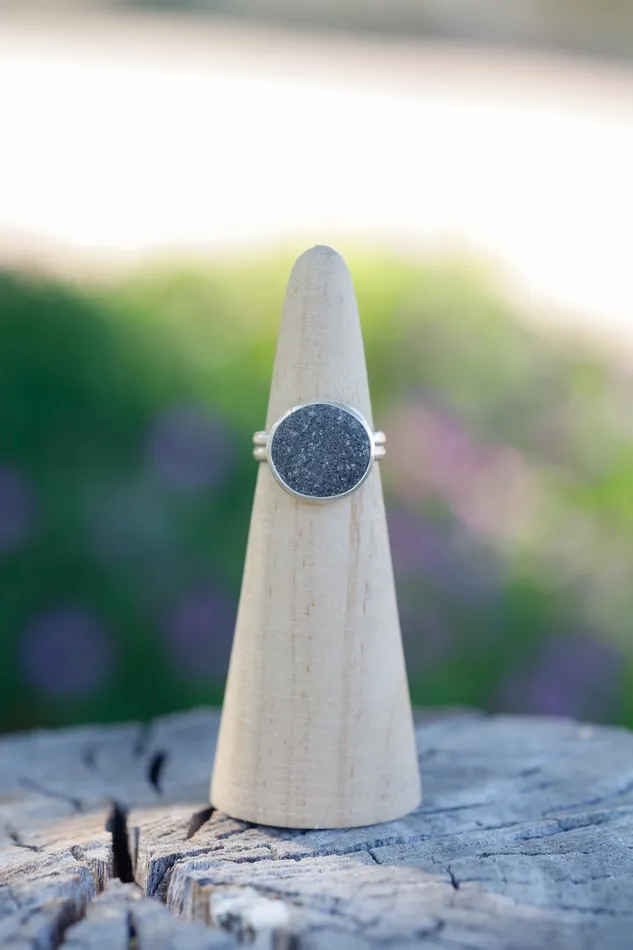 Rings Small N Simple Jewelry Light Gray River Stone Ring Size 6