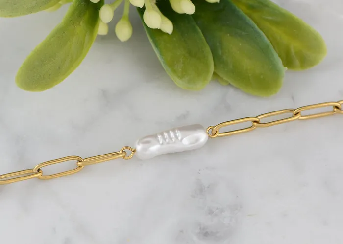 Bracelets ALILANGCOM 18K GoldPlated Pearl Link Bracelet Stainless Steel Pearl Bead Chain Bracelet Boho Chic Jewelry for Valentines Day Birthdays Bracelets ALILANGCOM 18K GoldPlated Pearl Link Bracelet Stainless Steel Pearl Bead Chain Bracelet Boho Chic Jewelry for Valentines Day Birthdays