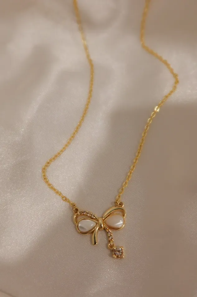 Chvker Jewelry En Pointe Necklace Necklaces