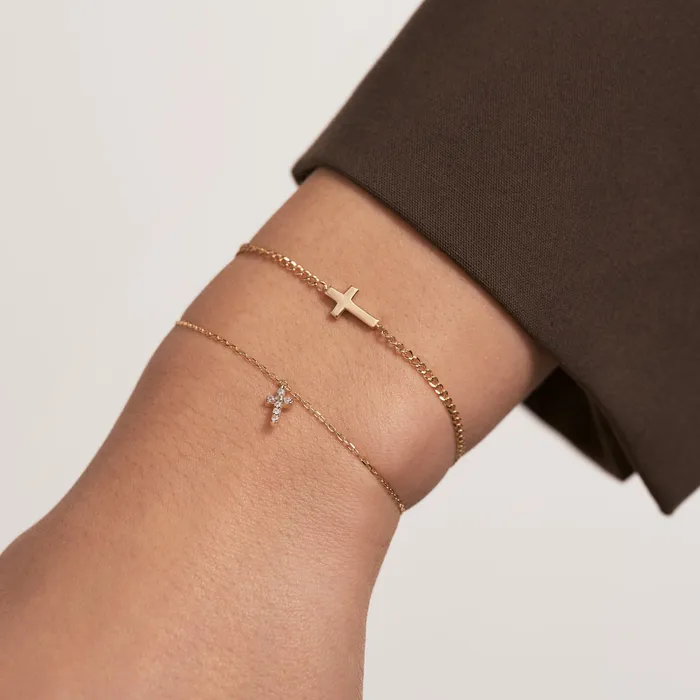 Gelin Diamond Tiny Cross Bracelet Bracelets