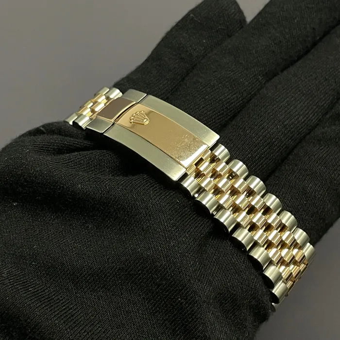 Happy Jewelers Watches Rolex Datejust 36mm Rhodium Dial Watch Ref 126231 Happy Jewelers Watches Rolex Datejust 36mm Rhodium Dial Watch Ref 126231