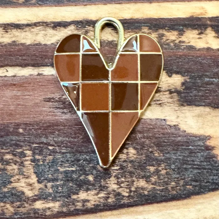 Necklaces BCB0775 Gold Plated Heart Pendant Box Of Chocolates 25x35mm Pkg 1 ABD Exclusives Necklaces BCB0775 Gold Plated Heart Pendant Box Of Chocolates 25x35mm Pkg 1 ABD Exclusives