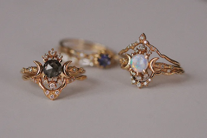 Vela Ring READYTOSHIP Morph Jewelry Rings